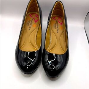 Comfortiva PatentBlack Flats size 9B
